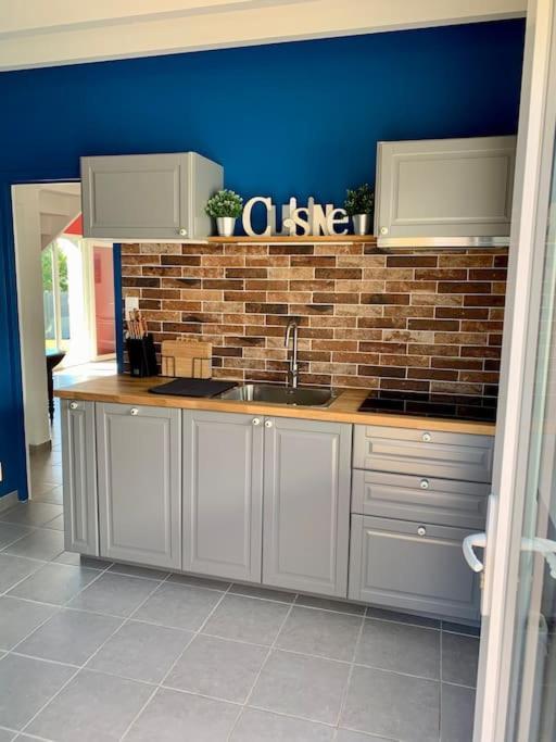 Maison Bord De Mer Dans La Petite Irlande Auderville Exteriör bild