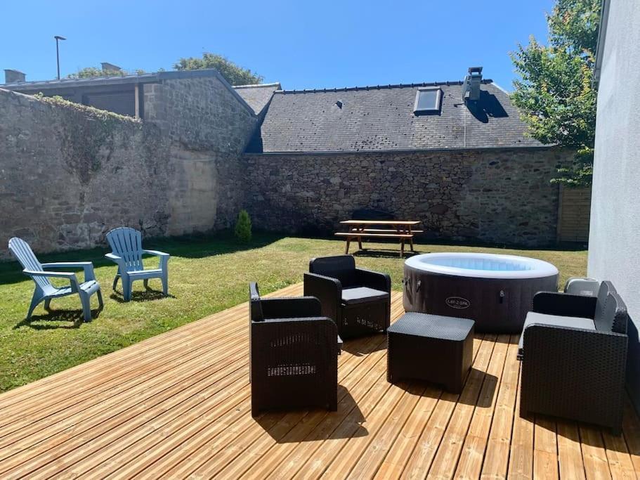 Maison Bord De Mer Dans La Petite Irlande Auderville Exteriör bild